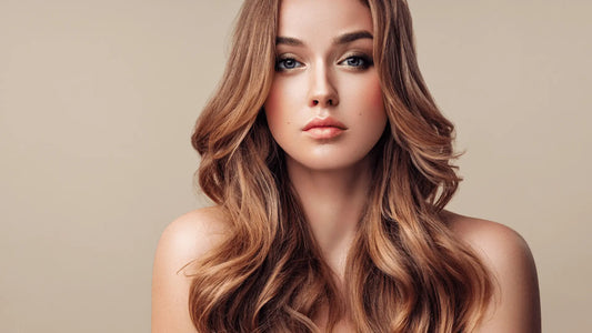 Boucles cheveux sans chaleur : comment faire ? Nos astuces faciles et efficaces